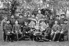 Erstes bekanntes Gruppenfoto 1916
